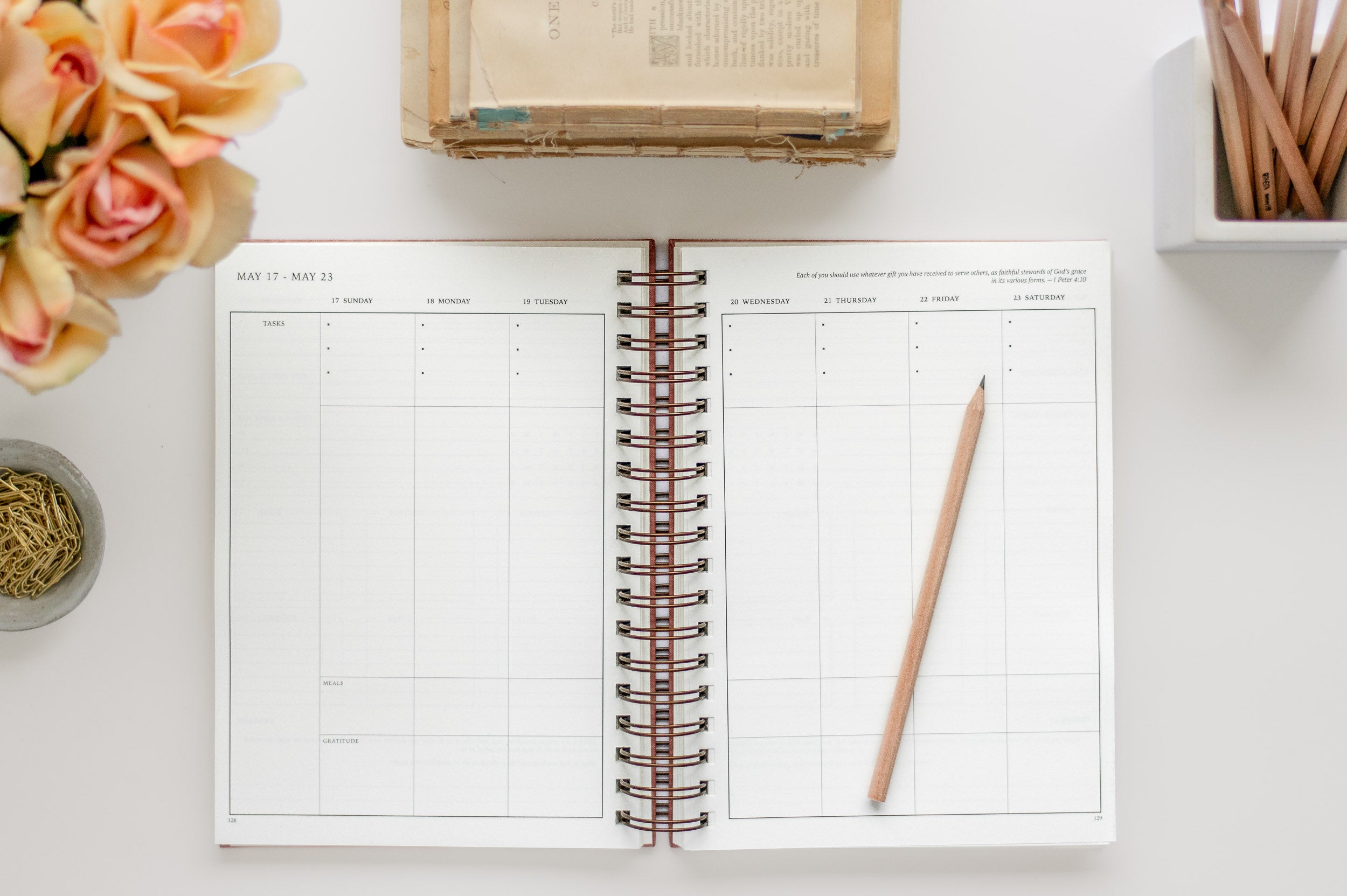 2026 Abide Christian Planner - Green Spiral